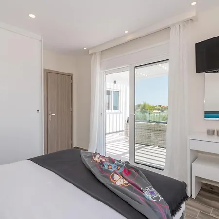 Maridenia - Family Escape With Private Pool, By Zantewize Willa Lithakia (Zakynthos)